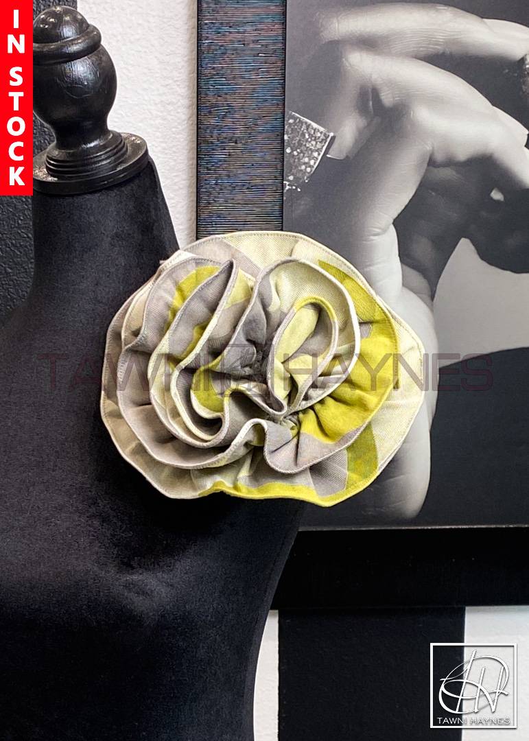 Circle Flower Pin (8in) - Grey Yellow Brocade #3838 | Tawni Haynes